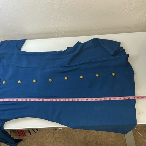 Ms. Conduct blue v-neck midi dress w gold button detail M - Picture 12 of 12